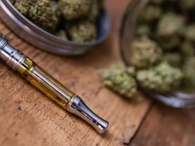 Vape der Extraklasse: Die Al Fakher 30K Hypermax mit 30.000 Zügen jetzt online kaufen