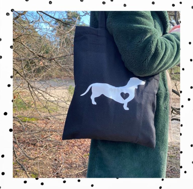 zwarte-teckel-tas-met-hartje