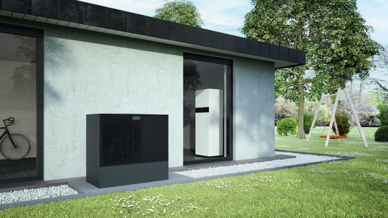 Viessmann-Vitocal-252-A-Waermepumpe-Millieu