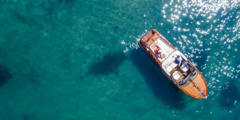 aerial-view-of-la-dolce-vita-luxury-boat-hire